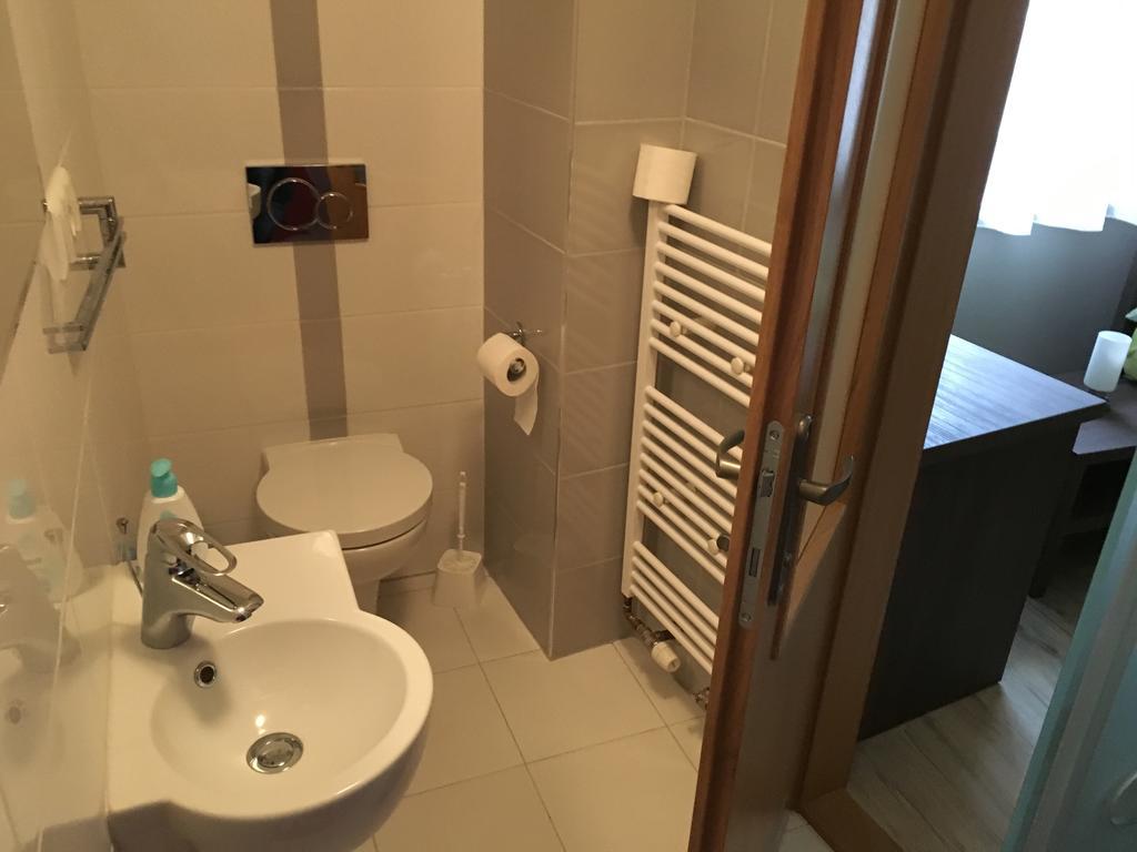 ホテル Pikolo - Izby Na Prenajom Nové Mesto nad Váhom エクステリア 写真