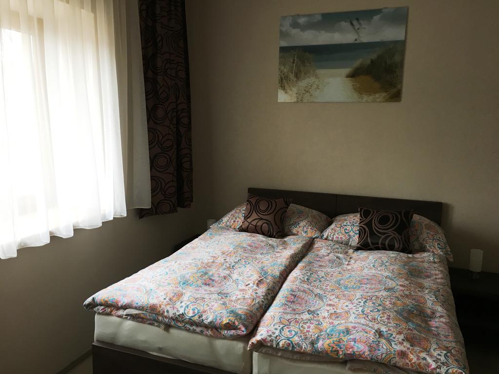 ホテル Pikolo - Izby Na Prenajom Nové Mesto nad Váhom エクステリア 写真